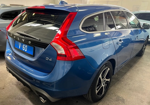 Volvo V60 cena 89000 przebieg: 137000, rok produkcji 2017 z Sulechów małe 92